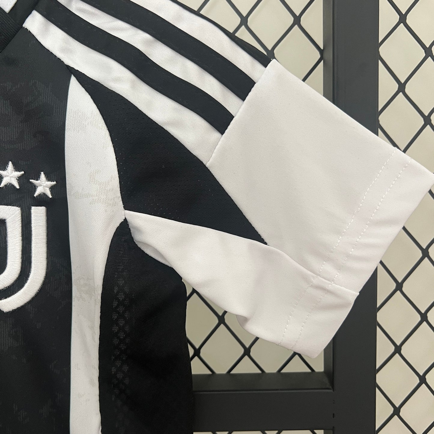 Kit Criança Juventus Principal 24/25