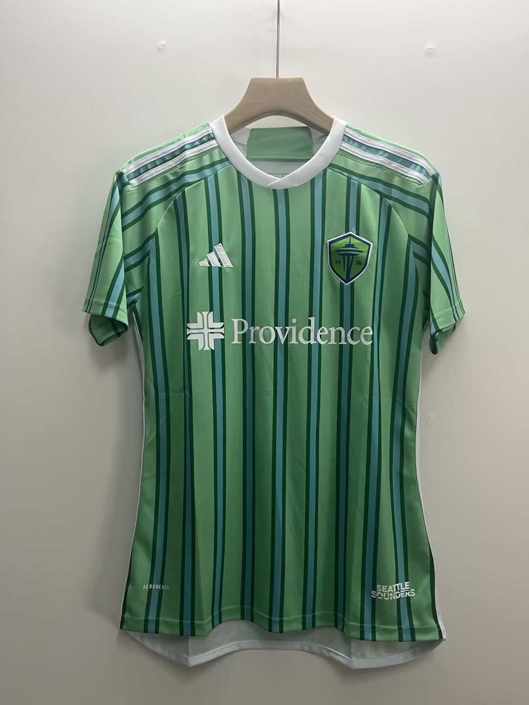 Camisola Seattle Sounders Principal 24/25 Versão Adepto