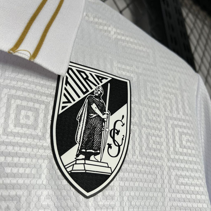 Camisola Vitória Guimarães 24/25 Principal Versão Adepto