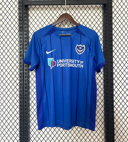 Camisola Portsmouth FC 24/25 Principal Versão Adepto