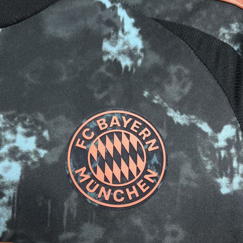 Camisola Bayern Secundária 24/25 Versão Adepto